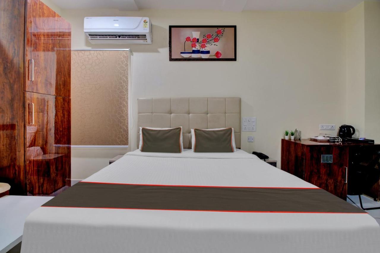 Collection O Hotel Mango Tree Khammam Екстер'єр фото