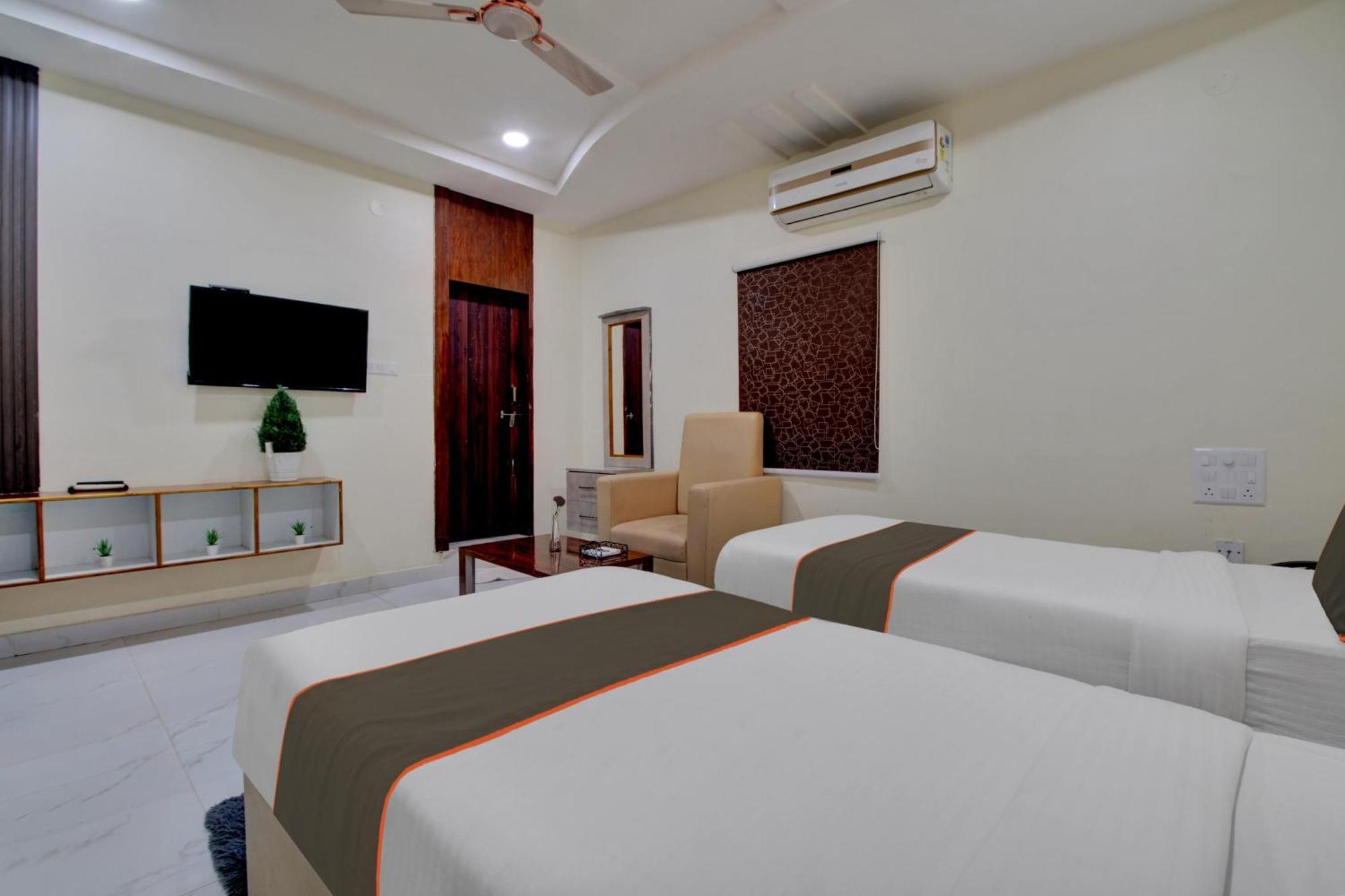 Collection O Hotel Mango Tree Khammam Екстер'єр фото