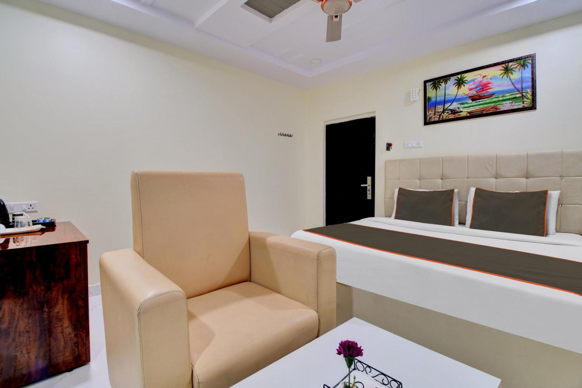 Collection O Hotel Mango Tree Khammam Екстер'єр фото