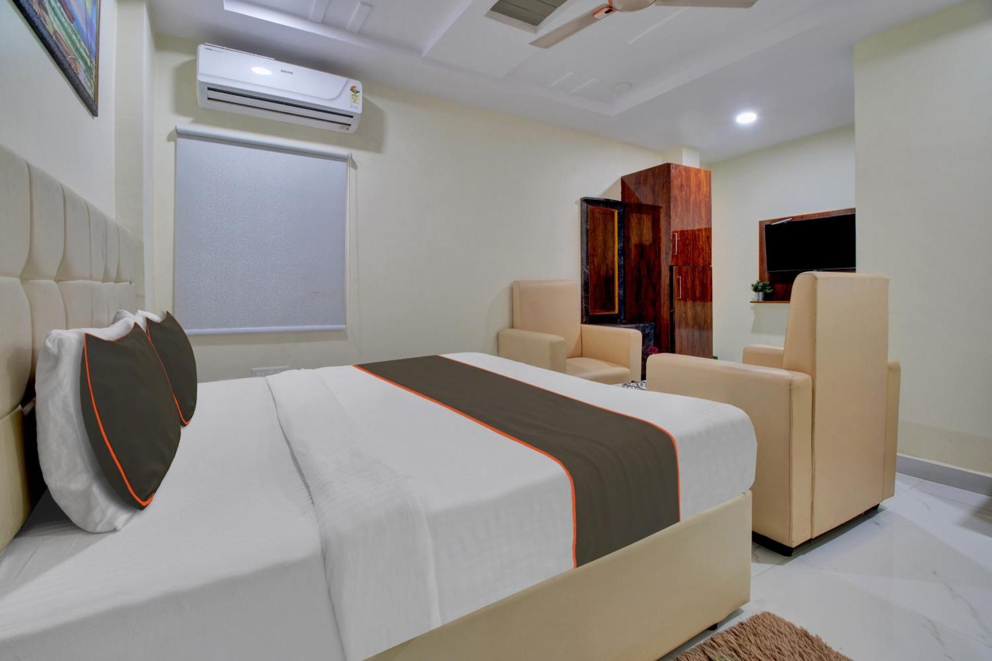 Collection O Hotel Mango Tree Khammam Екстер'єр фото