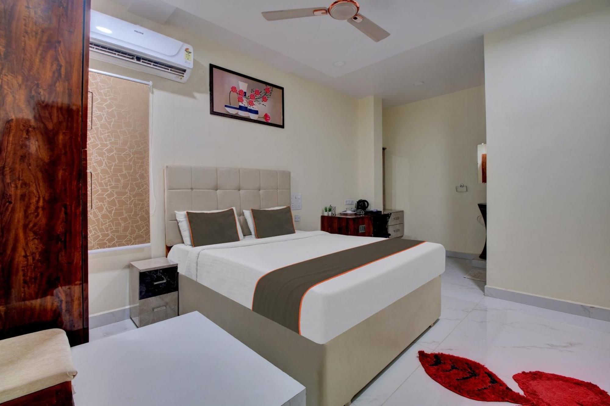Collection O Hotel Mango Tree Khammam Екстер'єр фото