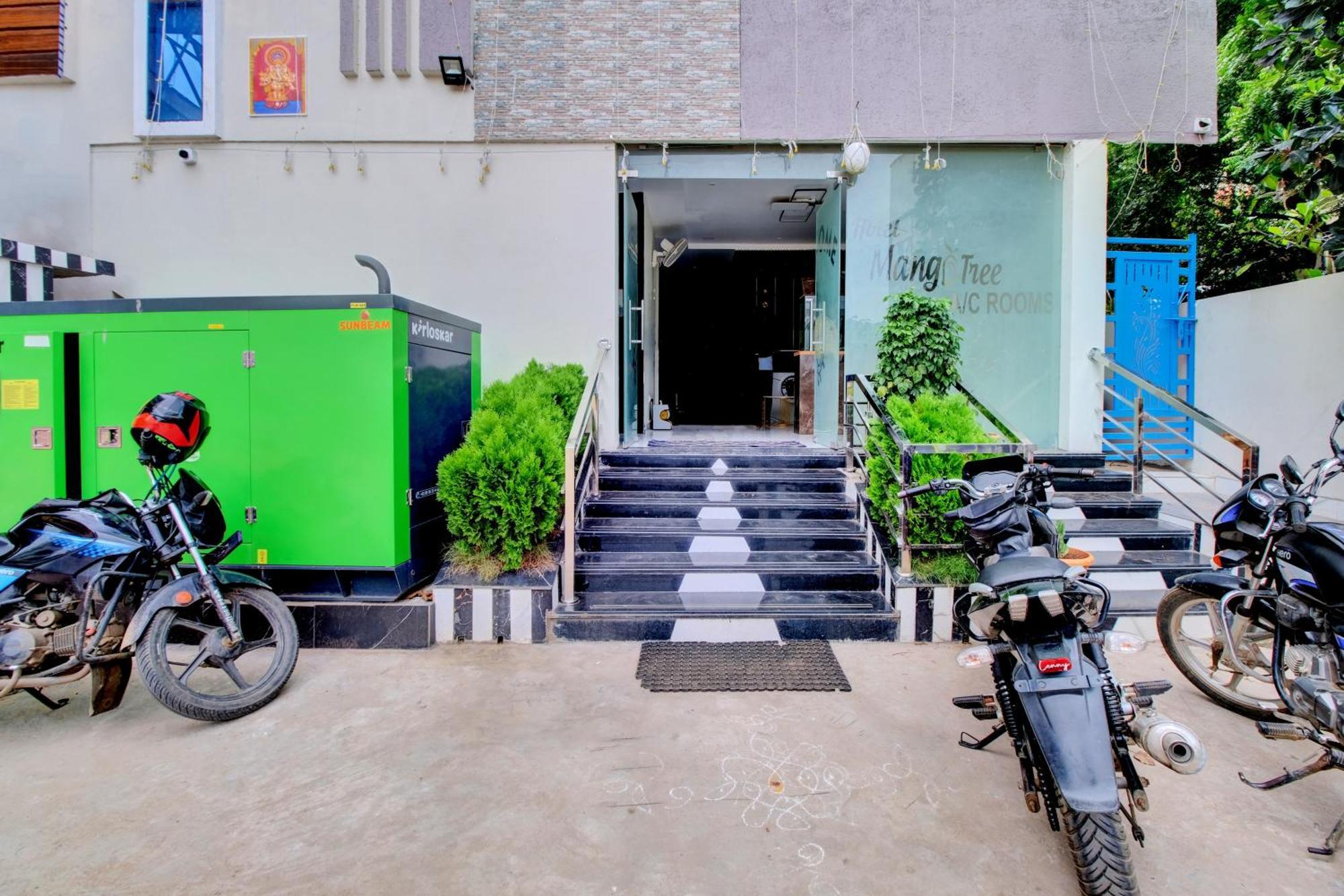 Collection O Hotel Mango Tree Khammam Екстер'єр фото